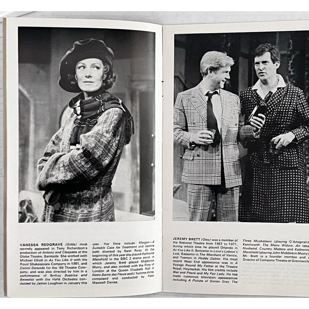 Vintage 1973 Phoenix Theatre Design for Living Noël Coward Programme London